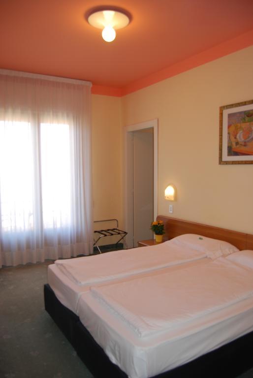 Hotel Diana Malcesine Room photo